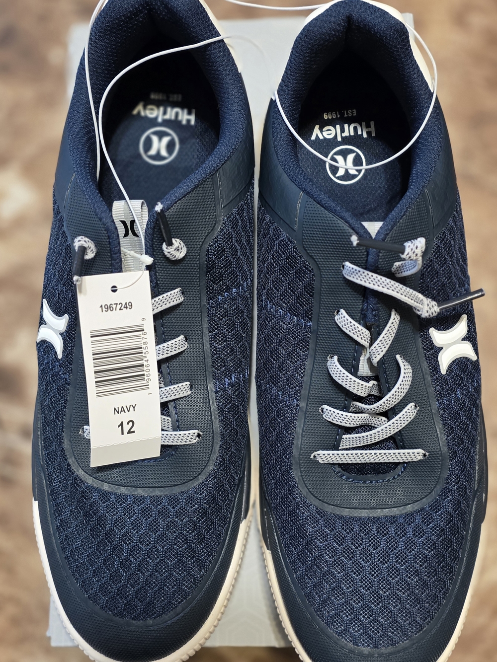 Hurley Men's Navy Blue Athletic Sneakers with White Accents